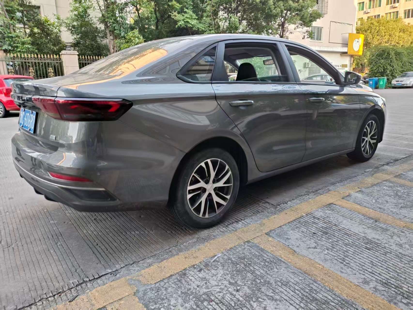 GEELY Emgrand 2023 #8 GEELY Emgrand 2023 immagine di auto #8