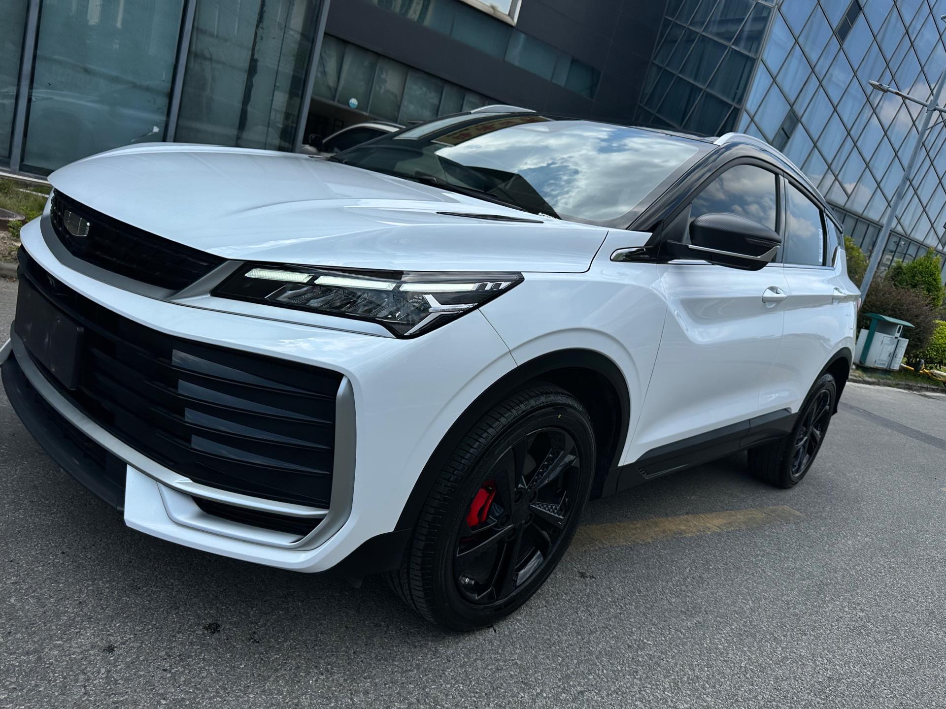 GEELY Coolray 2024 #4 GEELY Coolray 2024 image de voiture #4