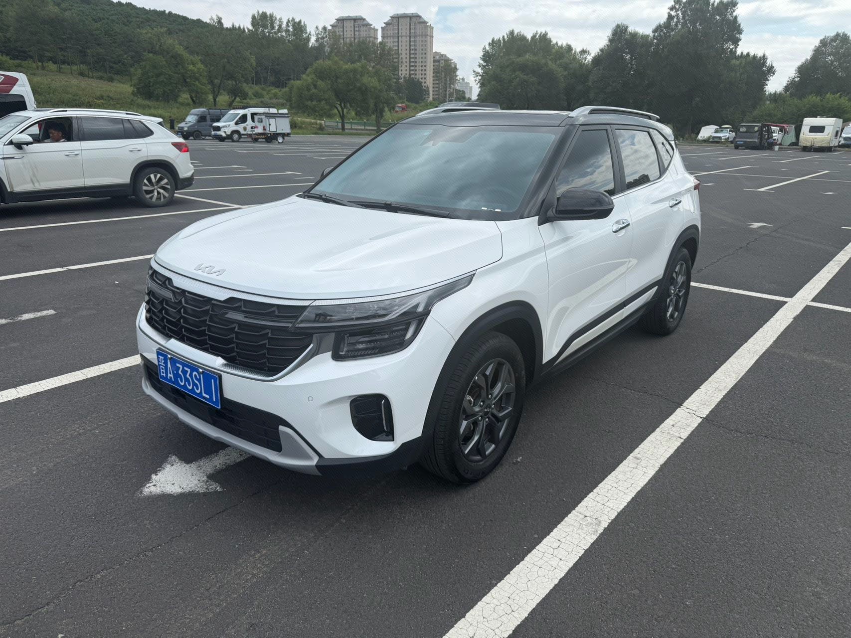 Kia Seltos 2023 Kia Seltos 2023 car image
