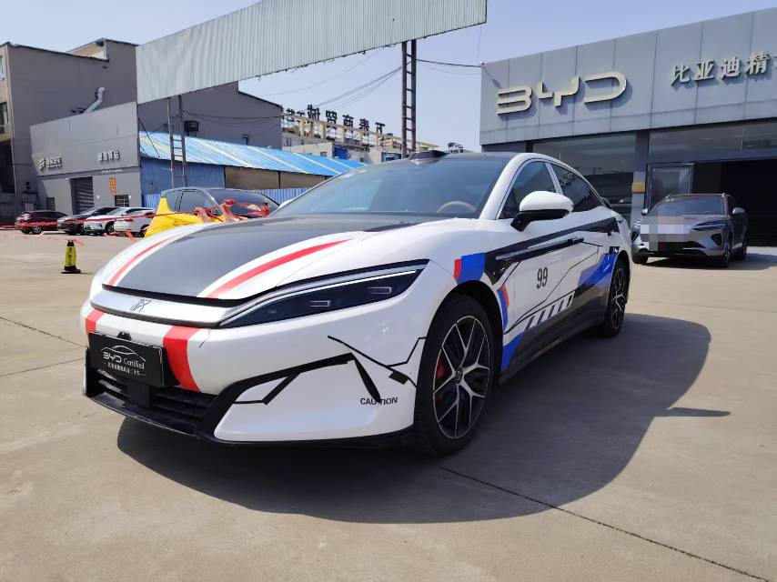 BYD HanL 2025 BYD HanL 2025 car image