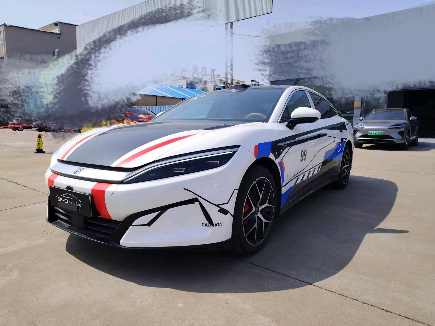 BYD HanL 2025 BYD HanL 2025 car image