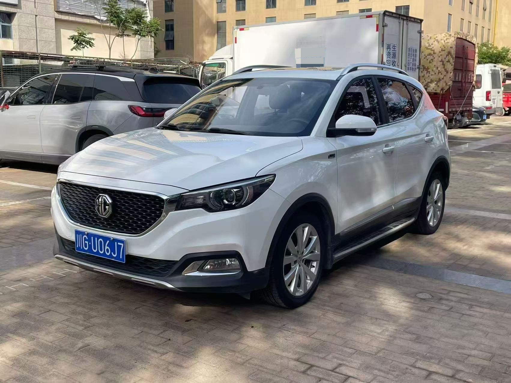 MG ZS 2017 MG ZS 2017 car image