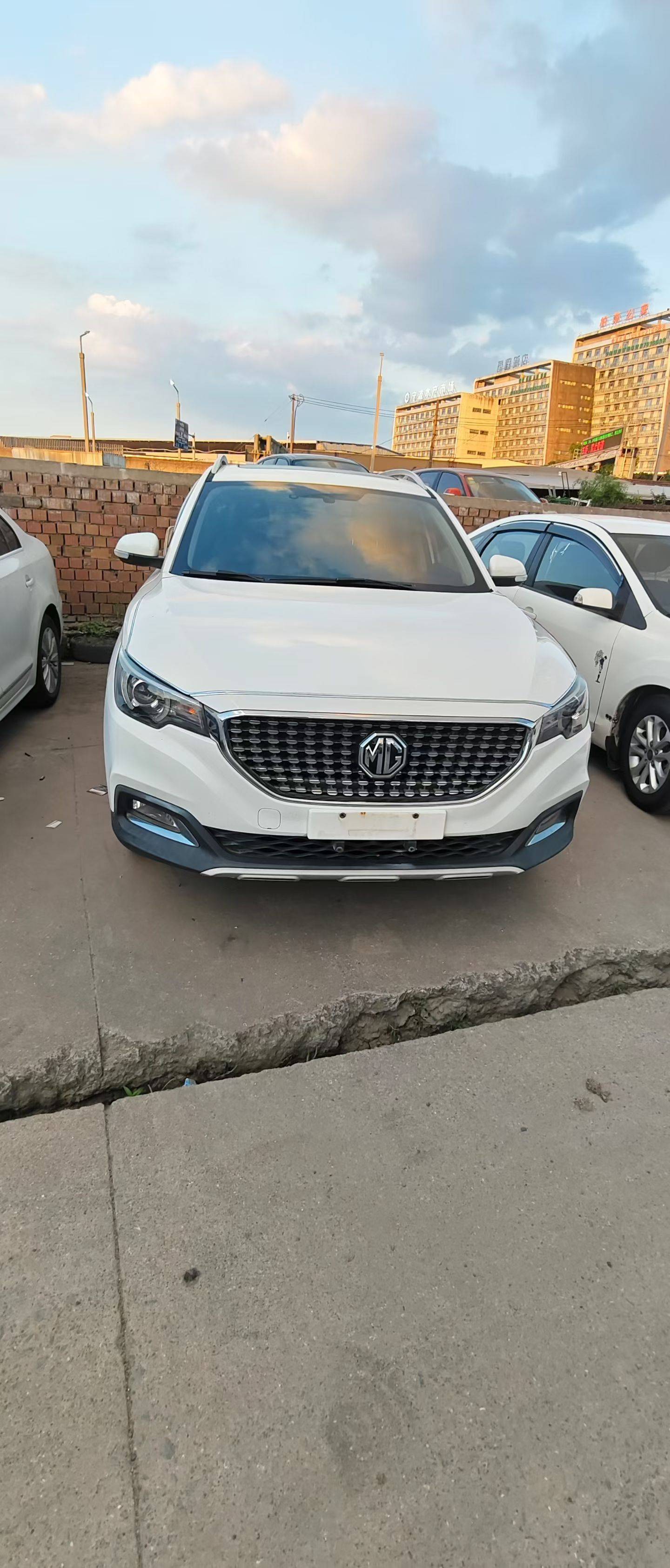 MG ZS 2018 immagine di auto #5