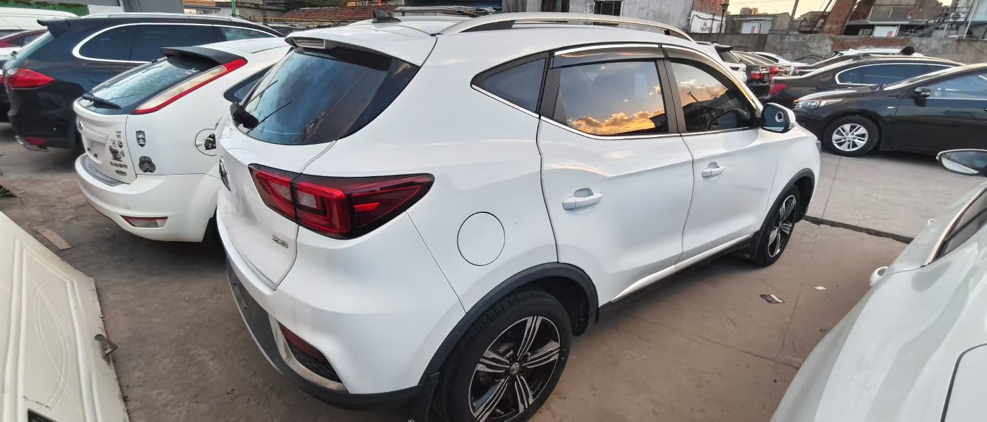 MG ZS 2018 immagine di auto #4