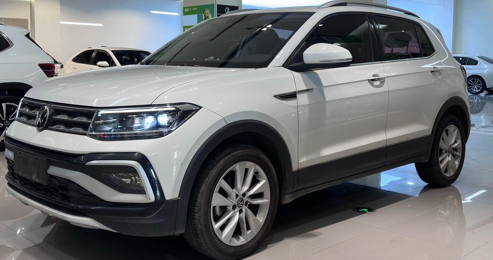 Volkswagen T-Cross 2023 Volkswagen T-Cross 2023 car image