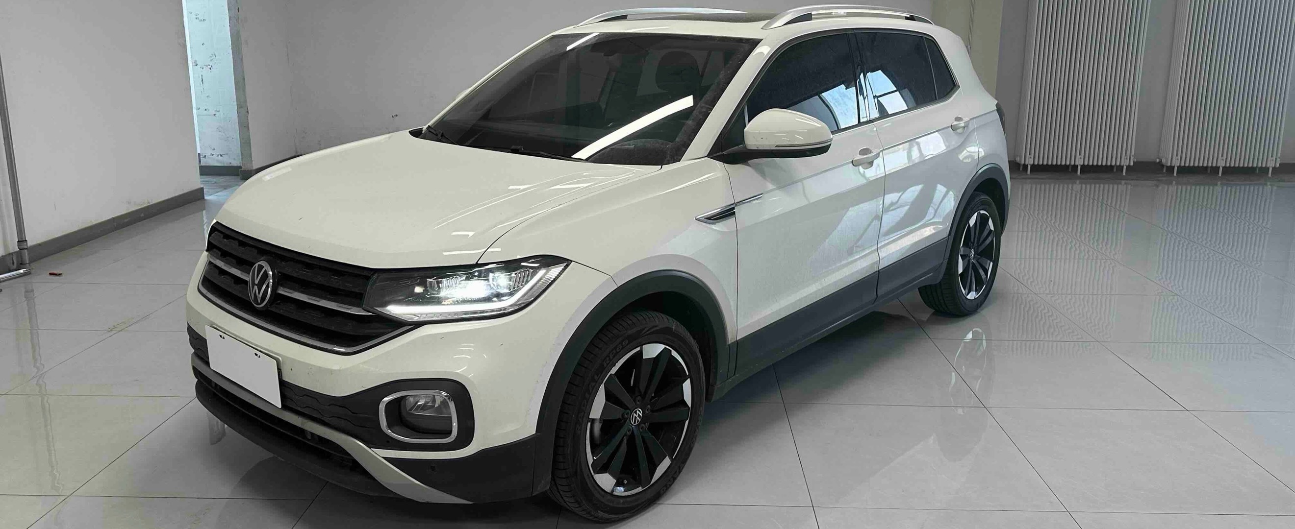 Volkswagen Tacqua 2021 Volkswagen Tacqua 2021 car image