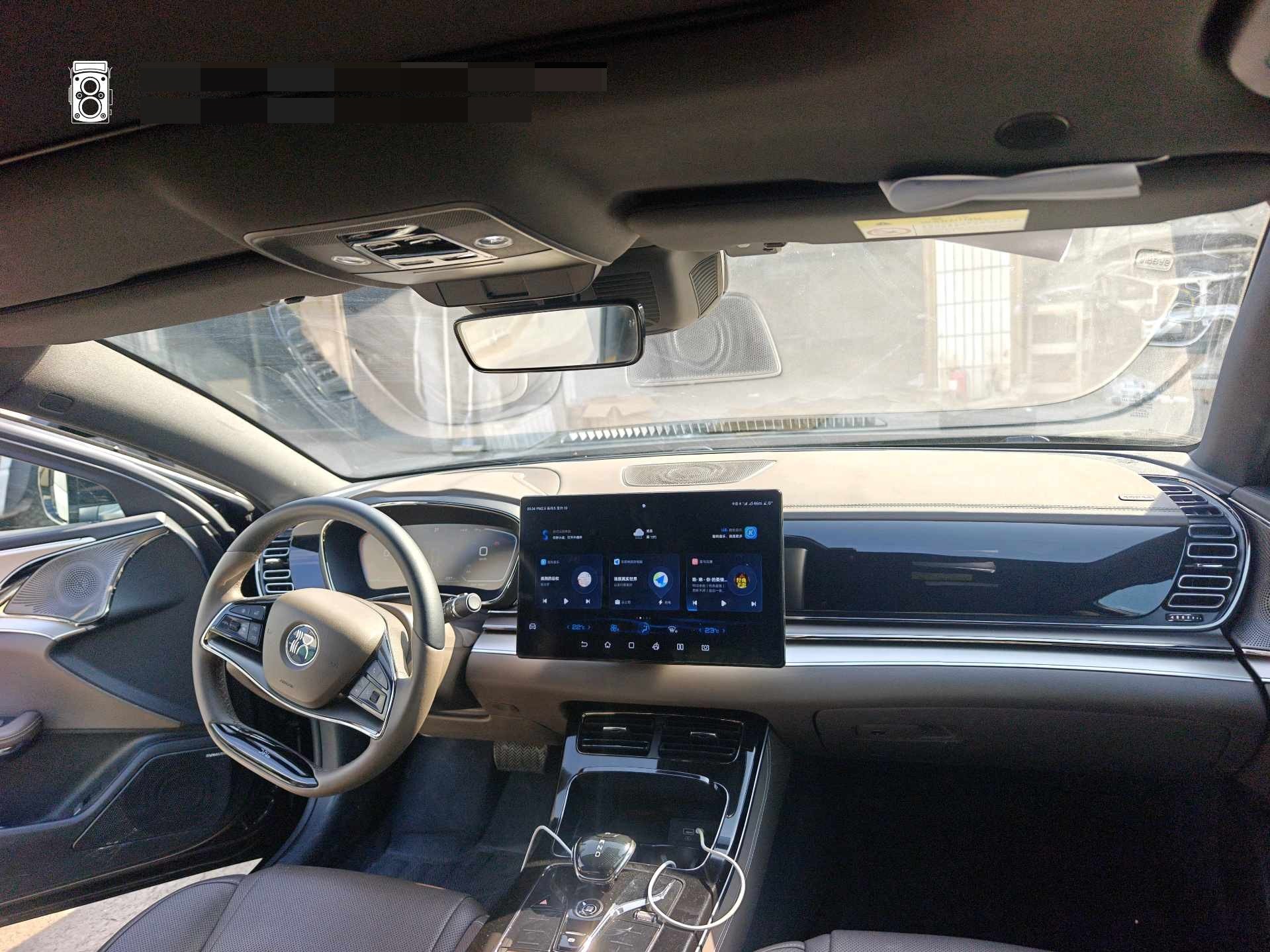 BYD Han 2023 #5 BYD Han 2023 car image #5