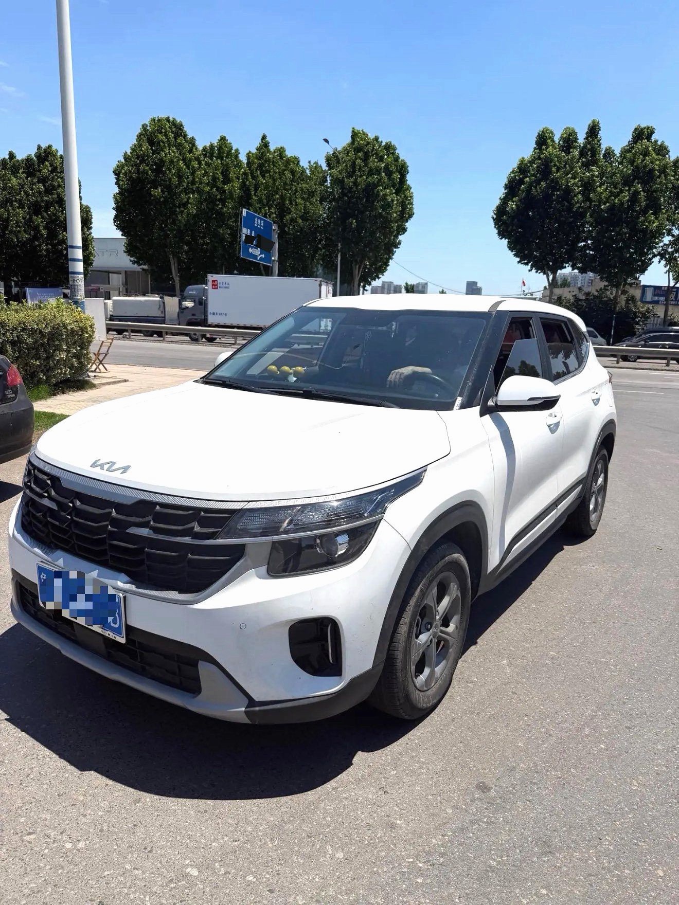 Kia Seltos 2024 Kia Seltos 2024 car image