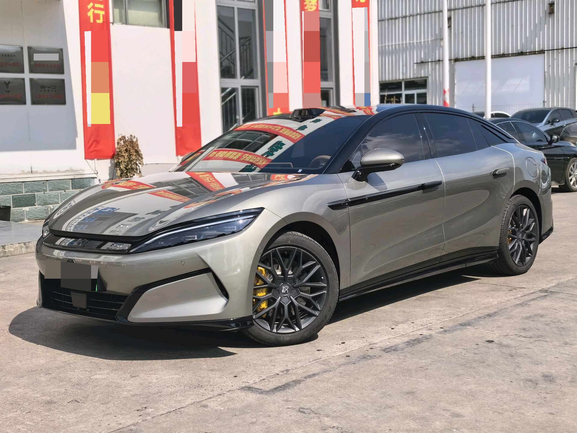 BYD HanL 2026 BYD HanL 2026 car image