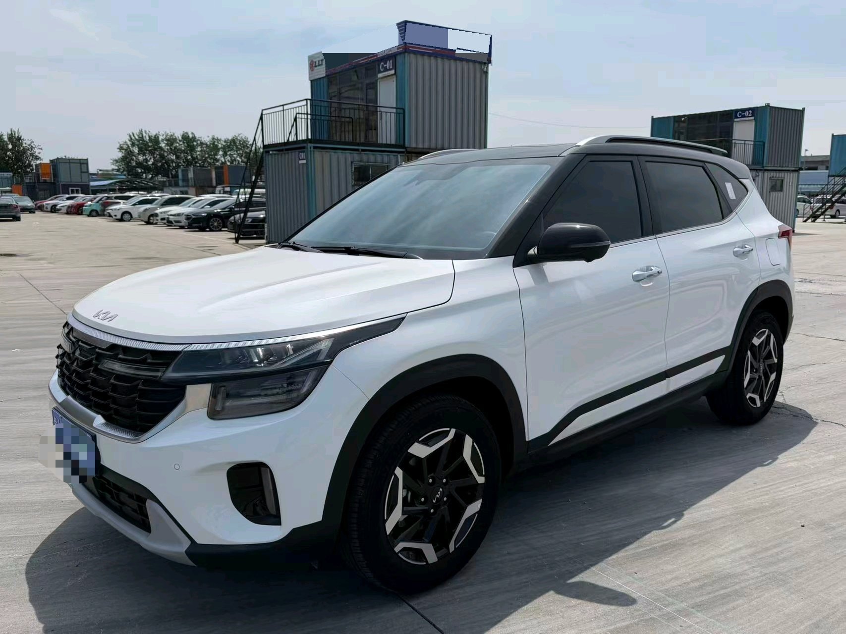 Kia Seltos 2024 Kia Seltos 2024 car image