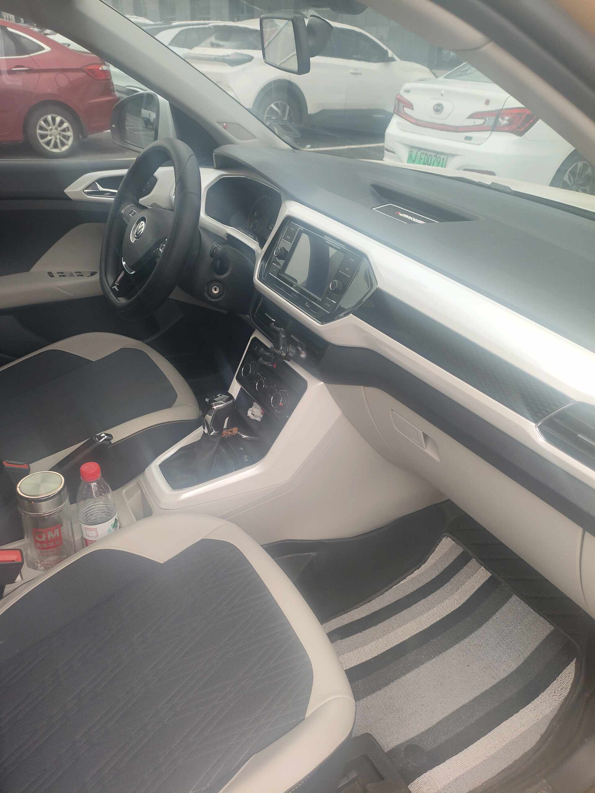 Volkswagen T-Cross 2019 #5 Volkswagen T-Cross 2019 immagine di auto #5