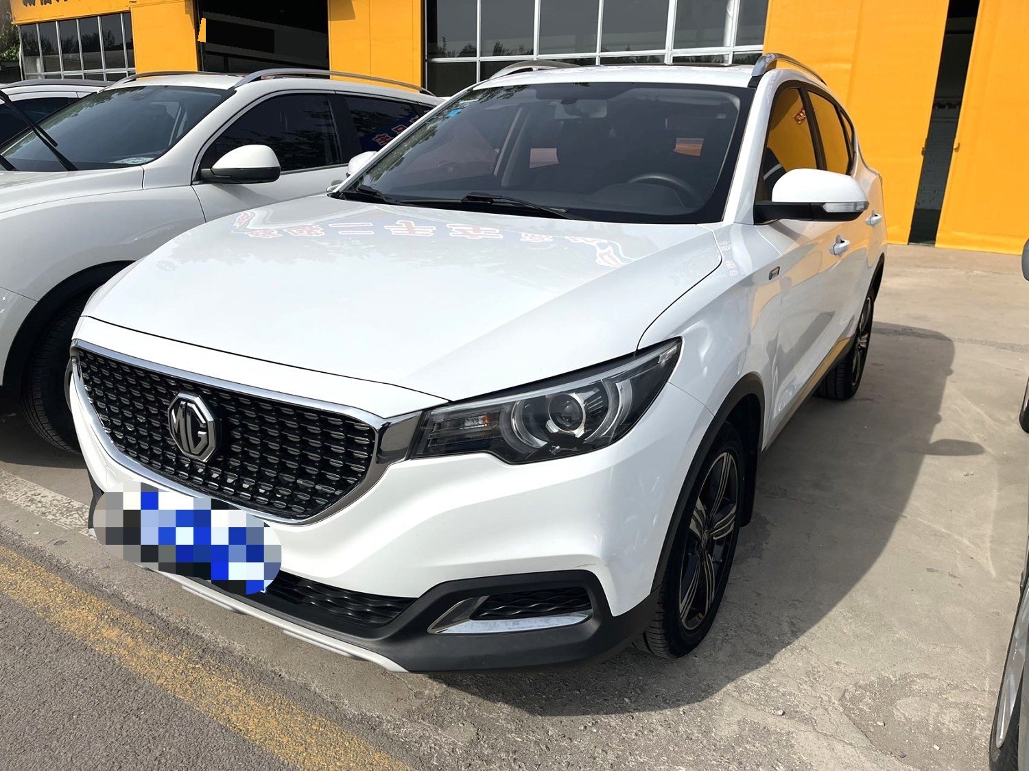 MG ZS 2019 MG ZS 2019 car image