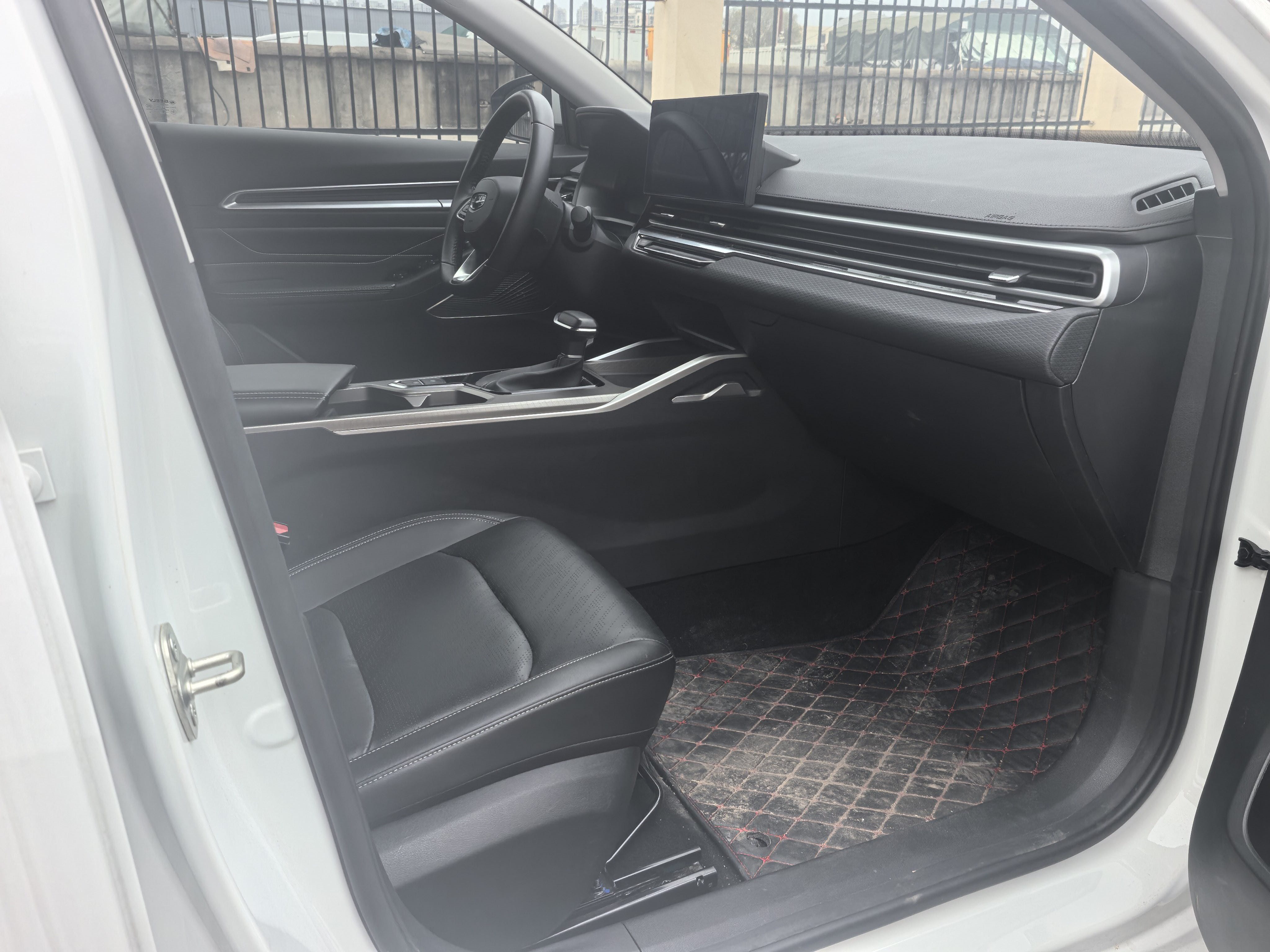 GEELY Emgrand 2024 imagem de carro #7