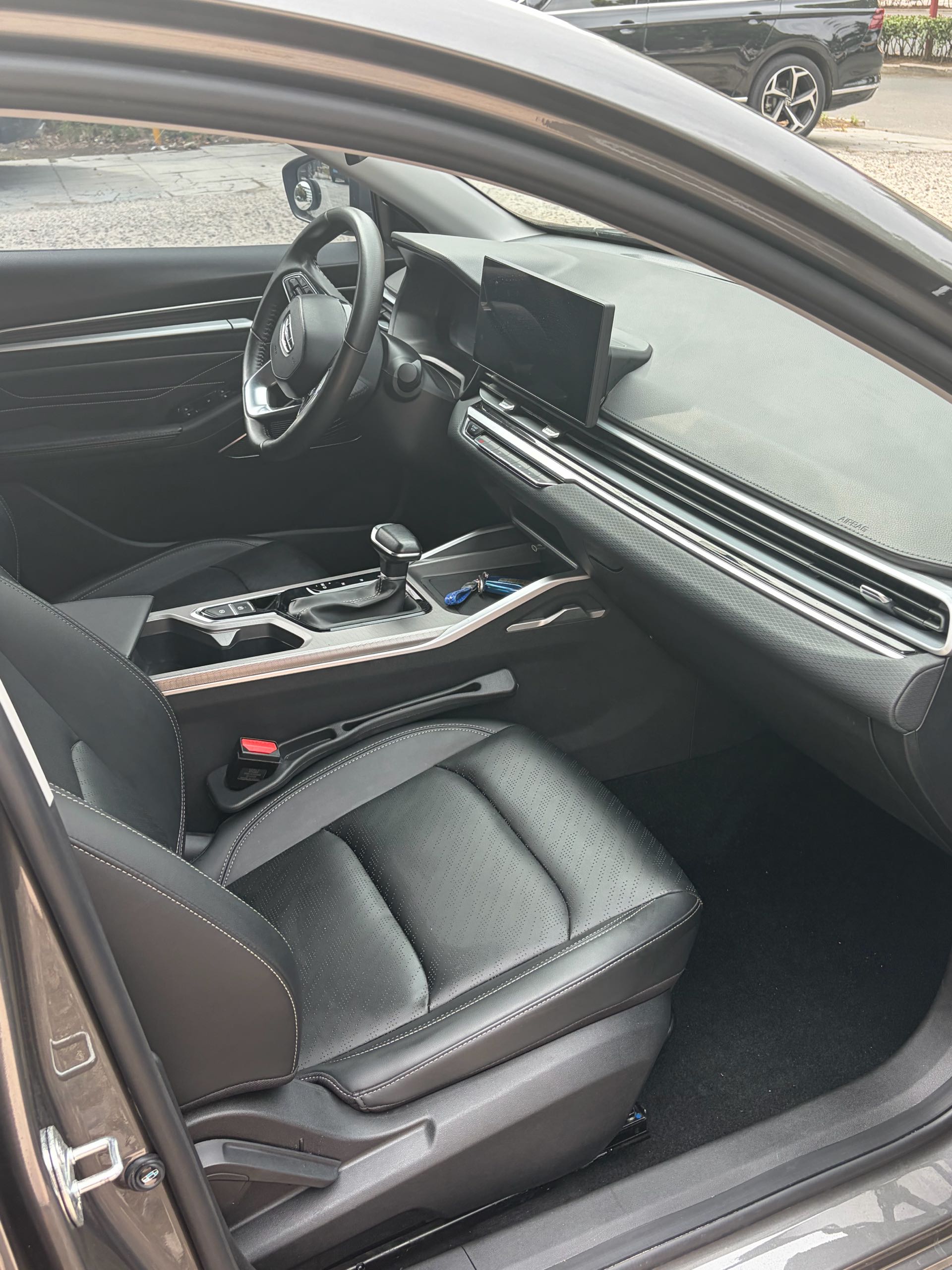 GEELY Emgrand 2024 #10 GEELY Emgrand 2024 imagen de coche #10