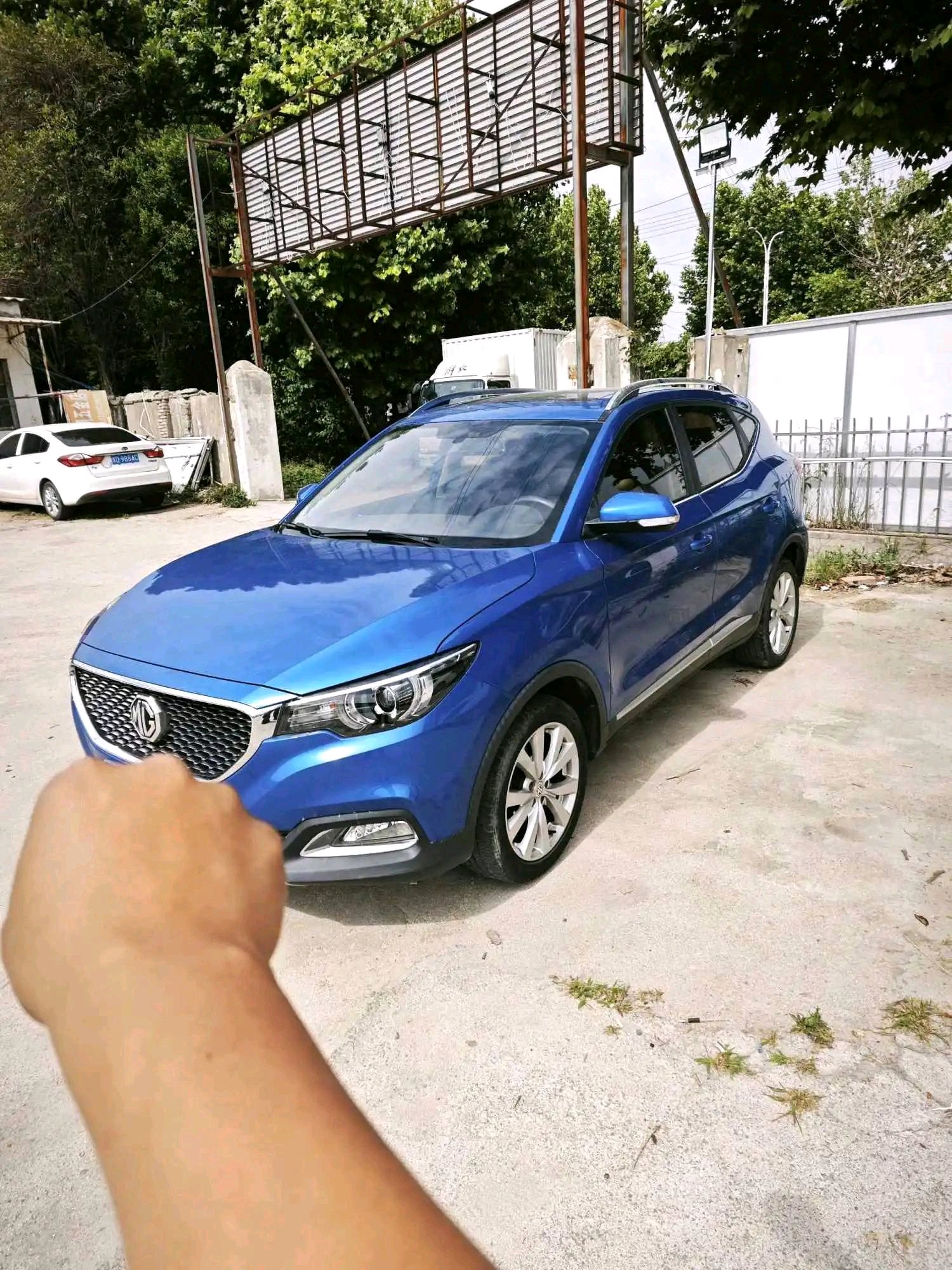 MG ZS 2017 MG ZS 2017 car image