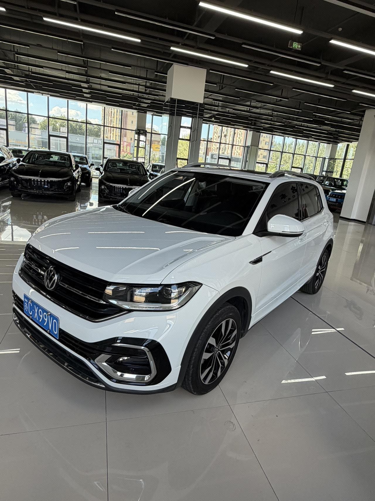 2022 2022 car image