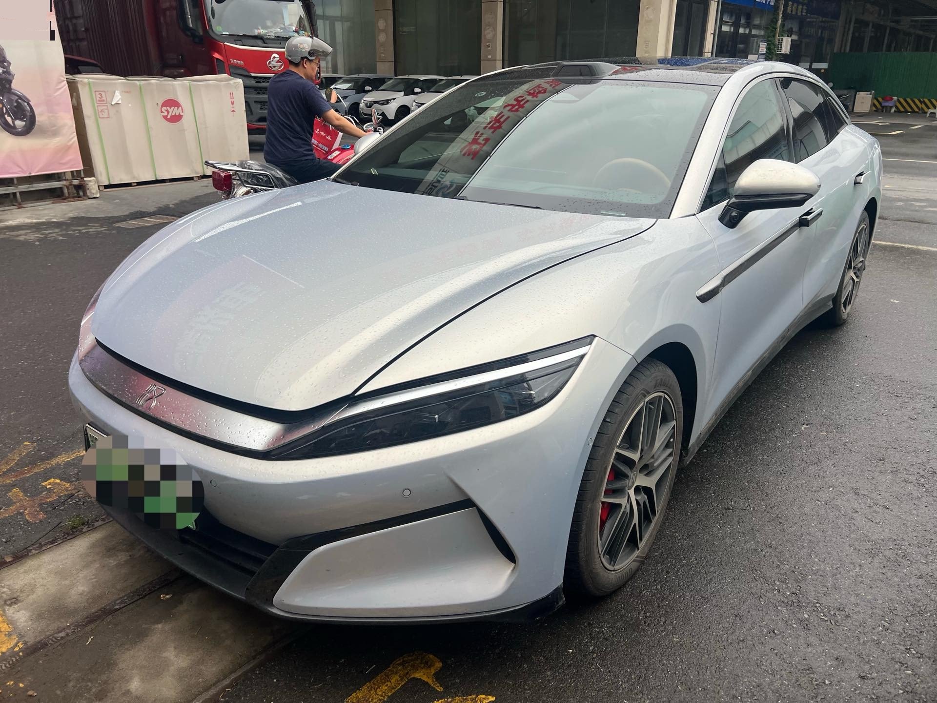 BYD HanL 2025 BYD HanL 2025 صورة سيارة