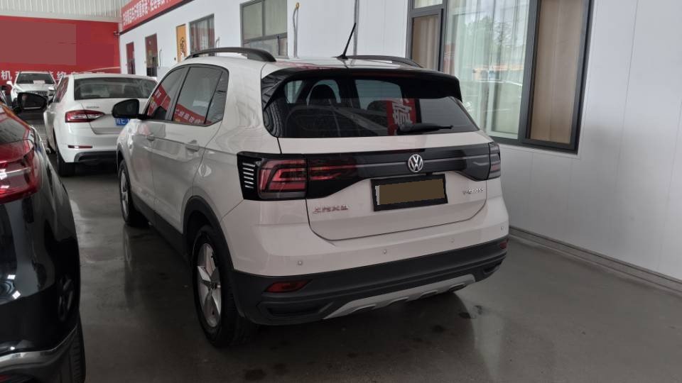 Volkswagen T-Cross 2020 #6 Volkswagen T-Cross 2020 car image #6