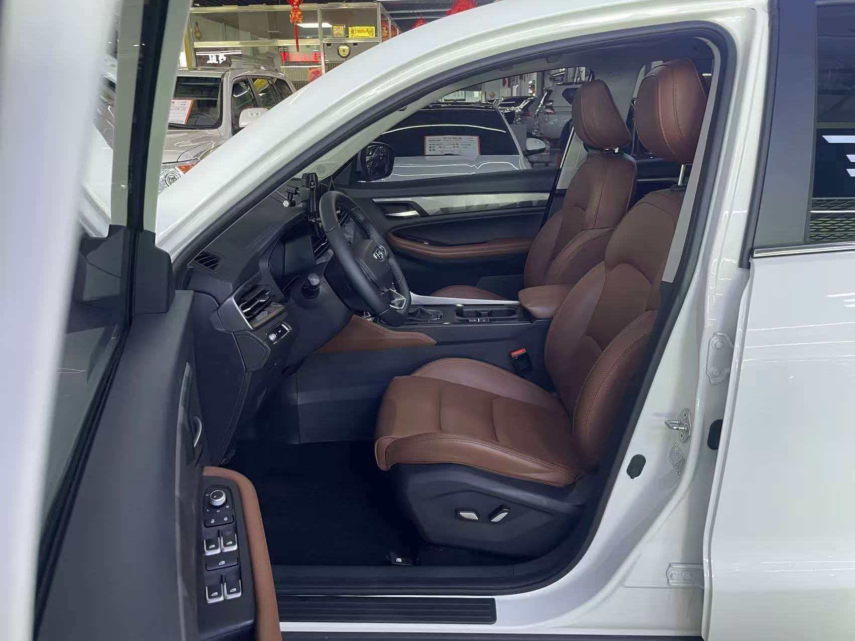 GEELY Vision X6 2023 car image #8