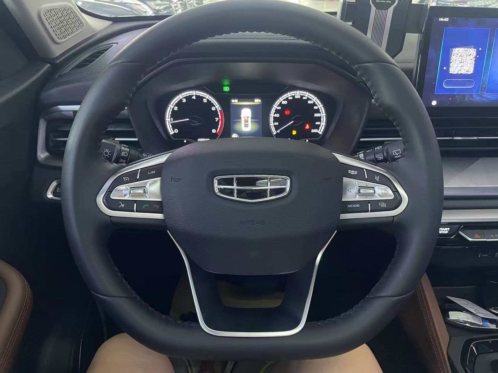 GEELY Vision X6 2023 car image #13