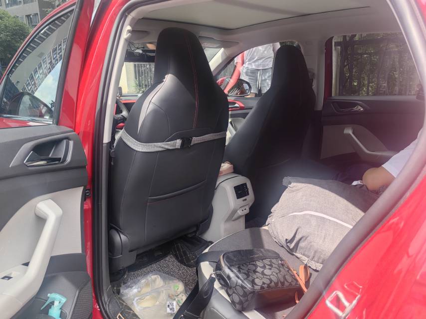 Volkswagen T-Cross 2020 car image #4