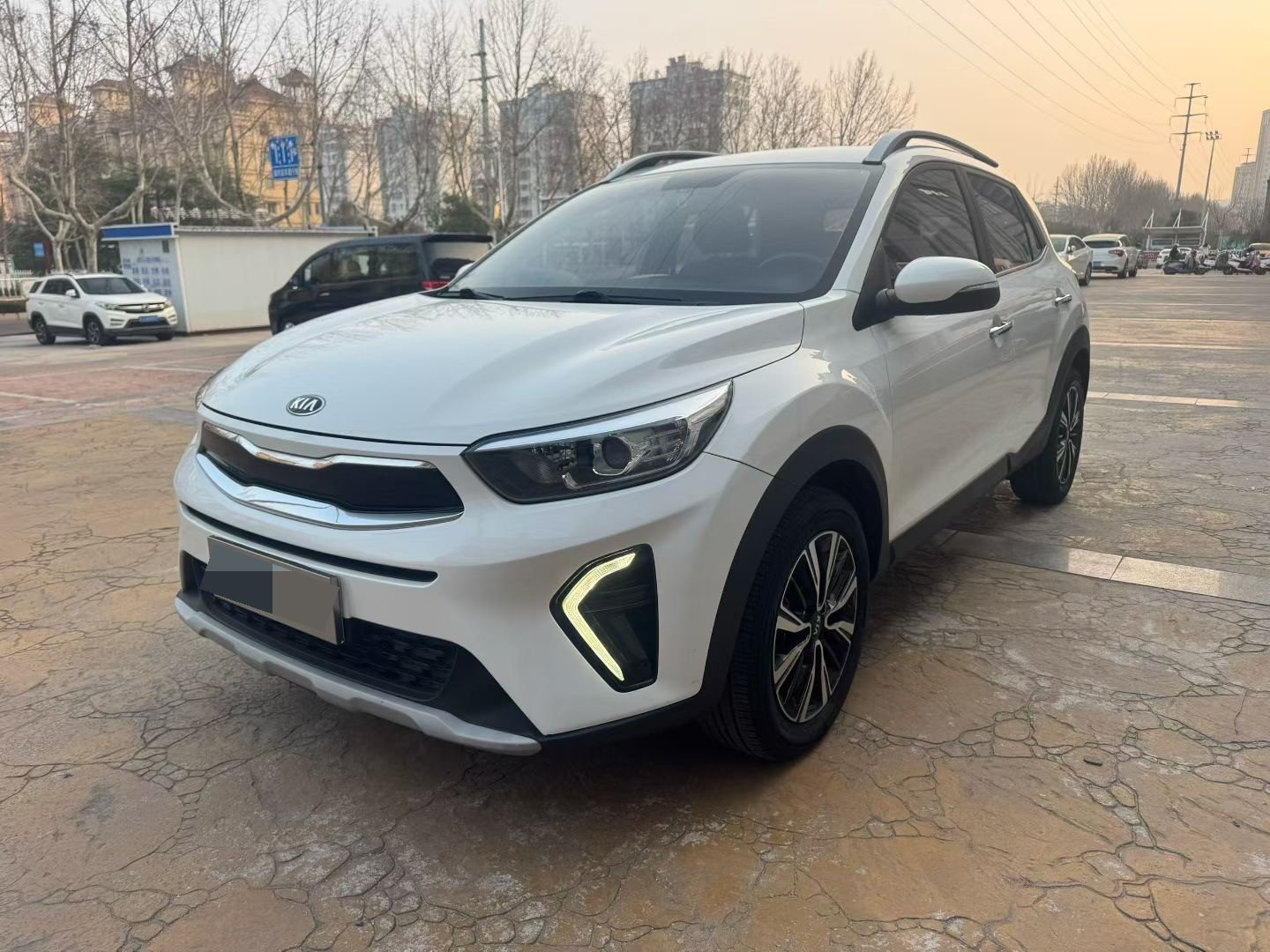 Kia KX1 2020 car image 