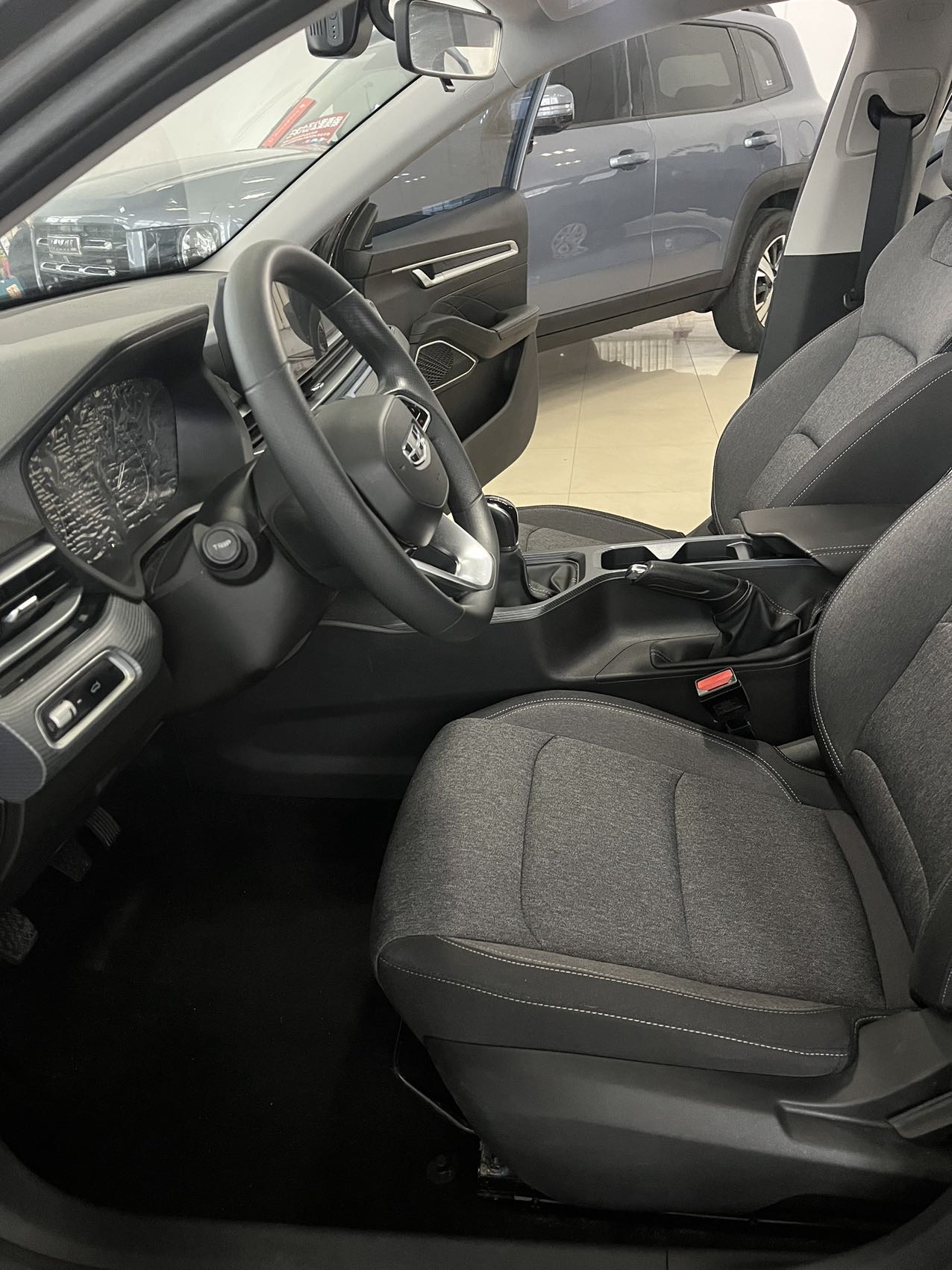 GEELY Emgrand 2024 #8 GEELY Emgrand 2024 изображение автомобиля #8