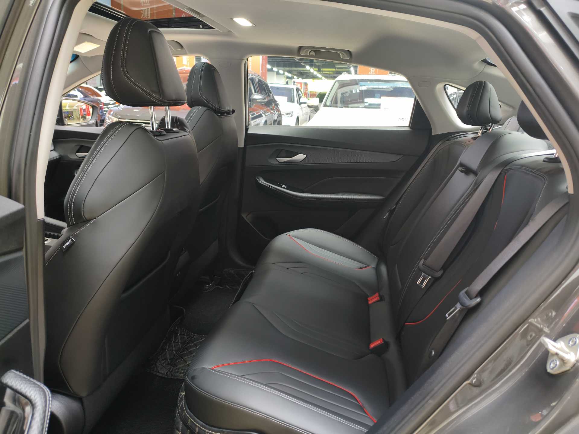 GEELY Binray 2023 #4 GEELY Binray 2023 imagen de coche #4