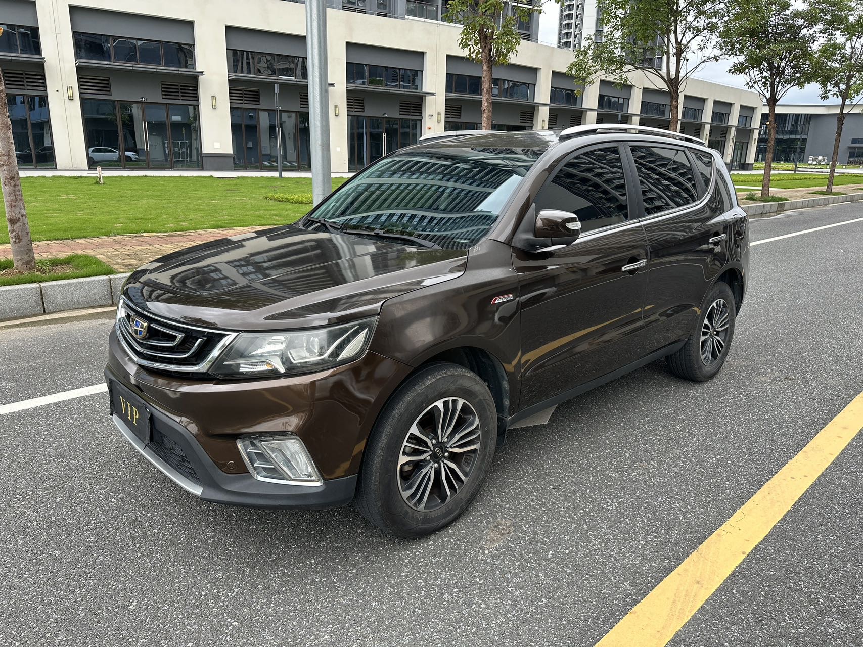 GEELY Vision X6 2017 car image 