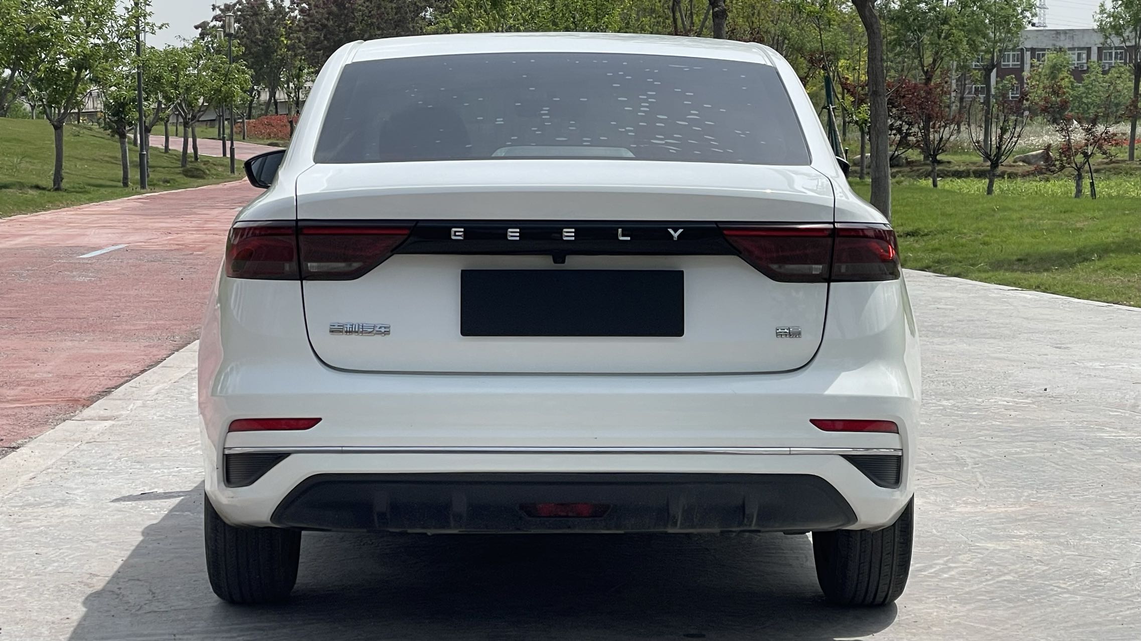 GEELY Emgrand 2023 #5 GEELY Emgrand 2023 car image #5