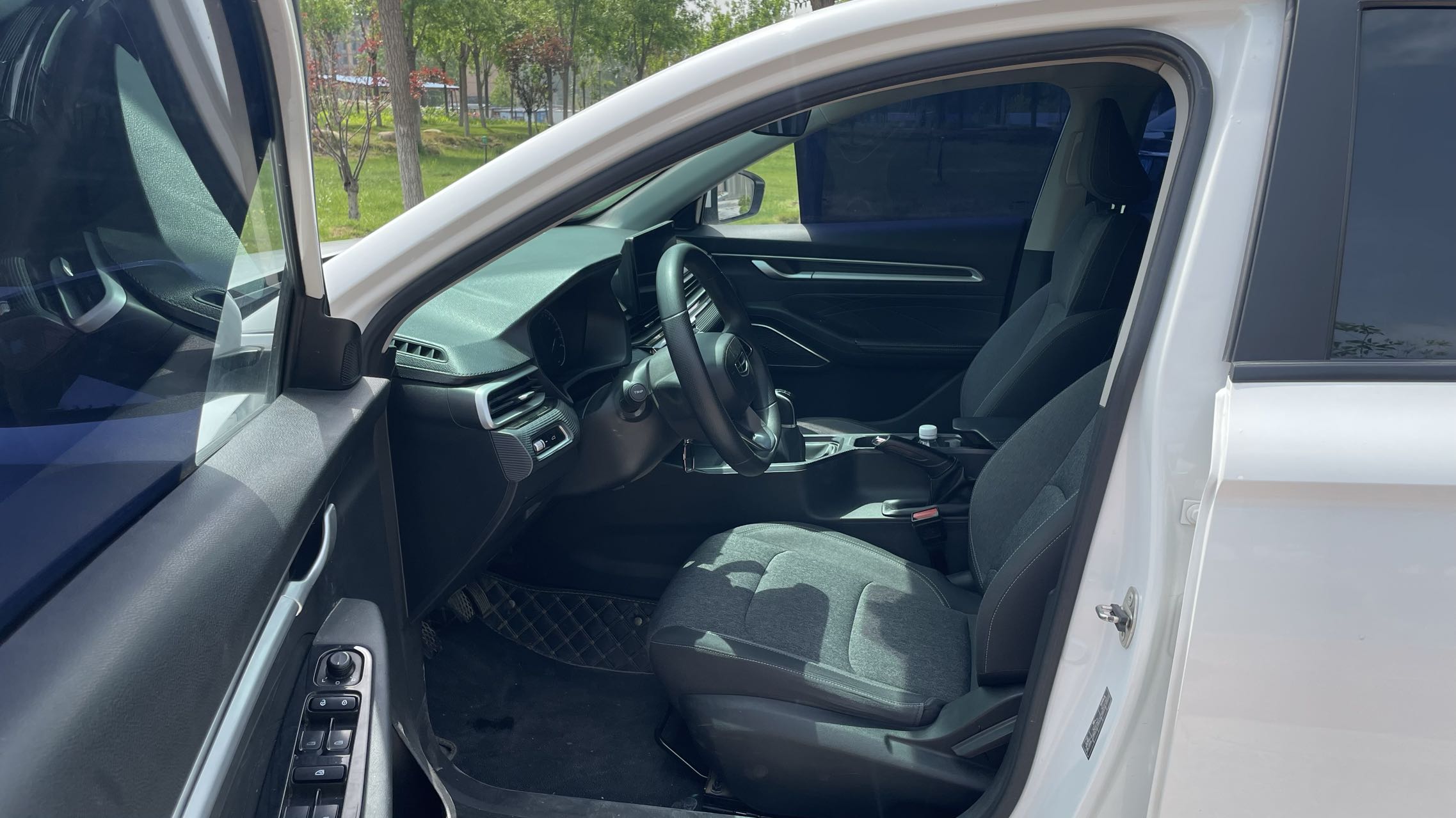 GEELY Emgrand 2023 #7 GEELY Emgrand 2023 car image #7