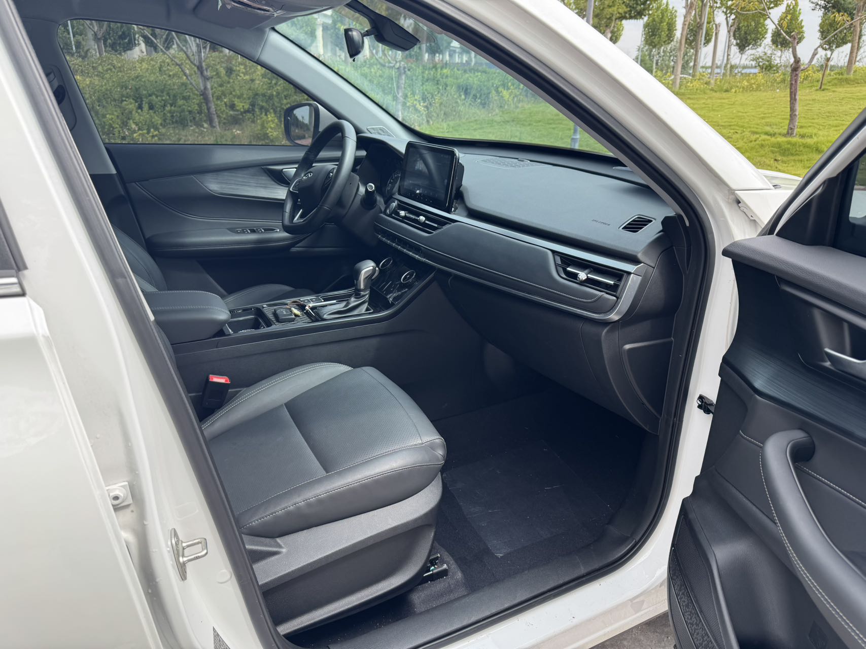 Chery Tiggo 5x 2025 #12 Chery Tiggo 5x 2025 صورة سيارة #12