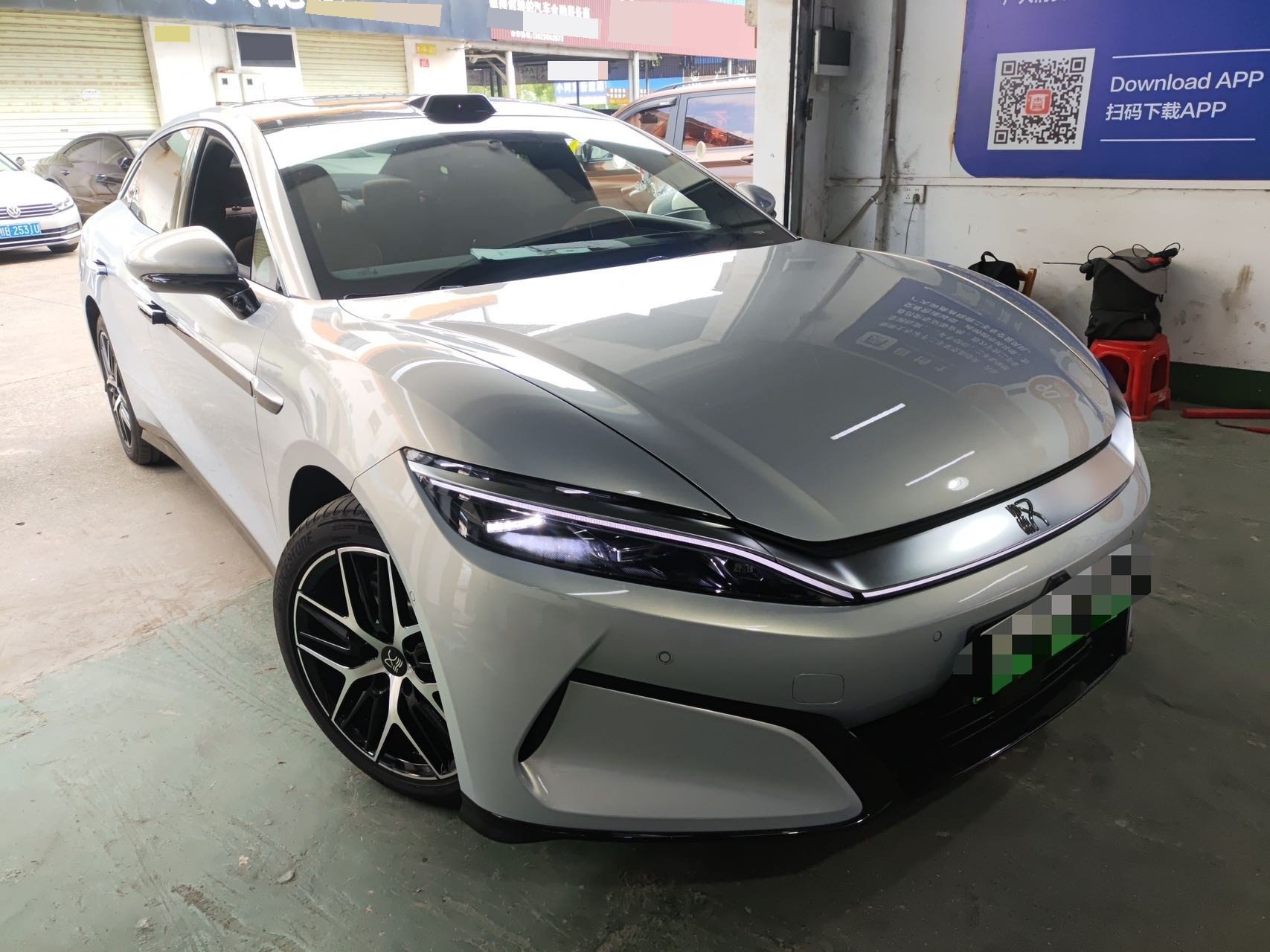 BYD HanL 2025 صورة سيارة #5