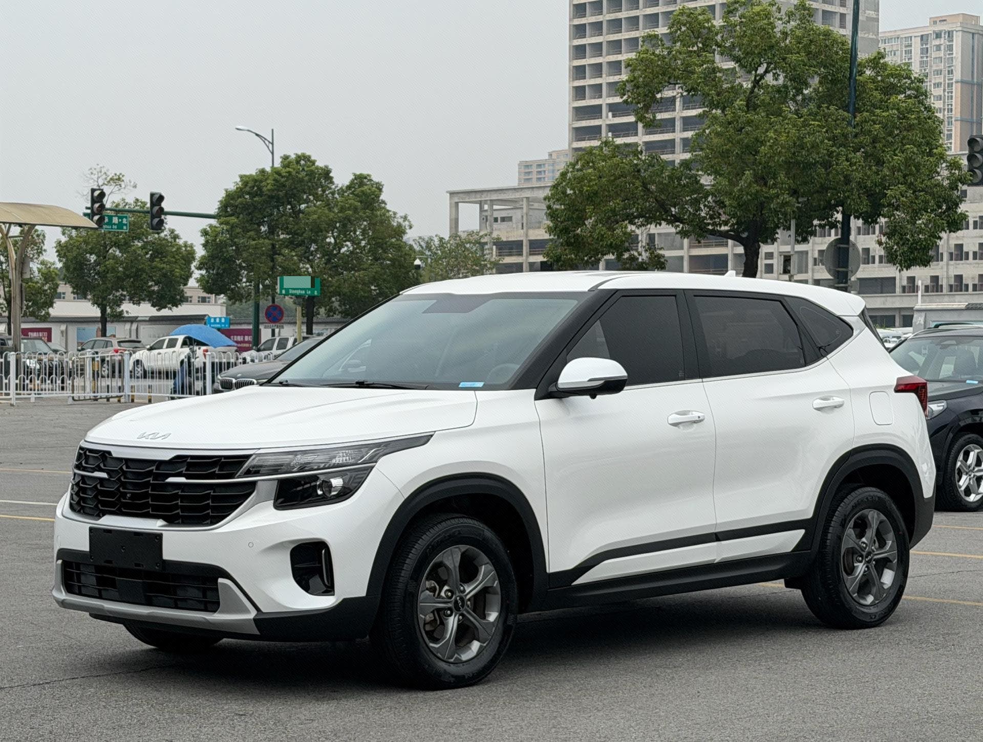 Kia Seltos 2023 Kia Seltos 2023 car image