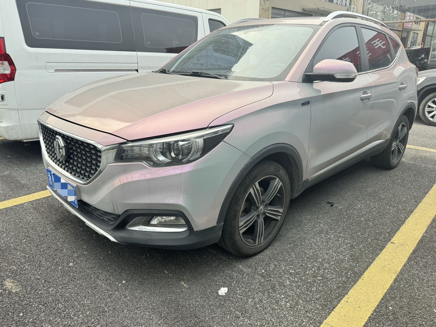 MG ZS 2019 car image 
