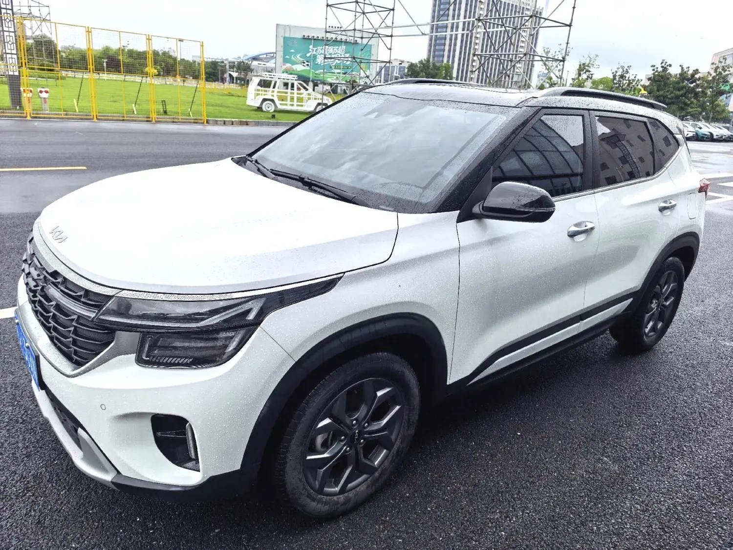 Kia Seltos 2023 Kia Seltos 2023 car image