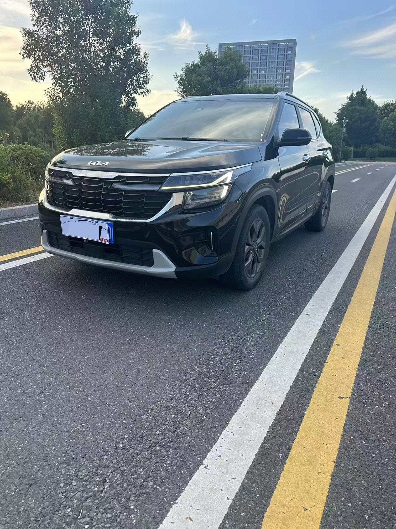 Kia Seltos 2023 Kia Seltos 2023 car image