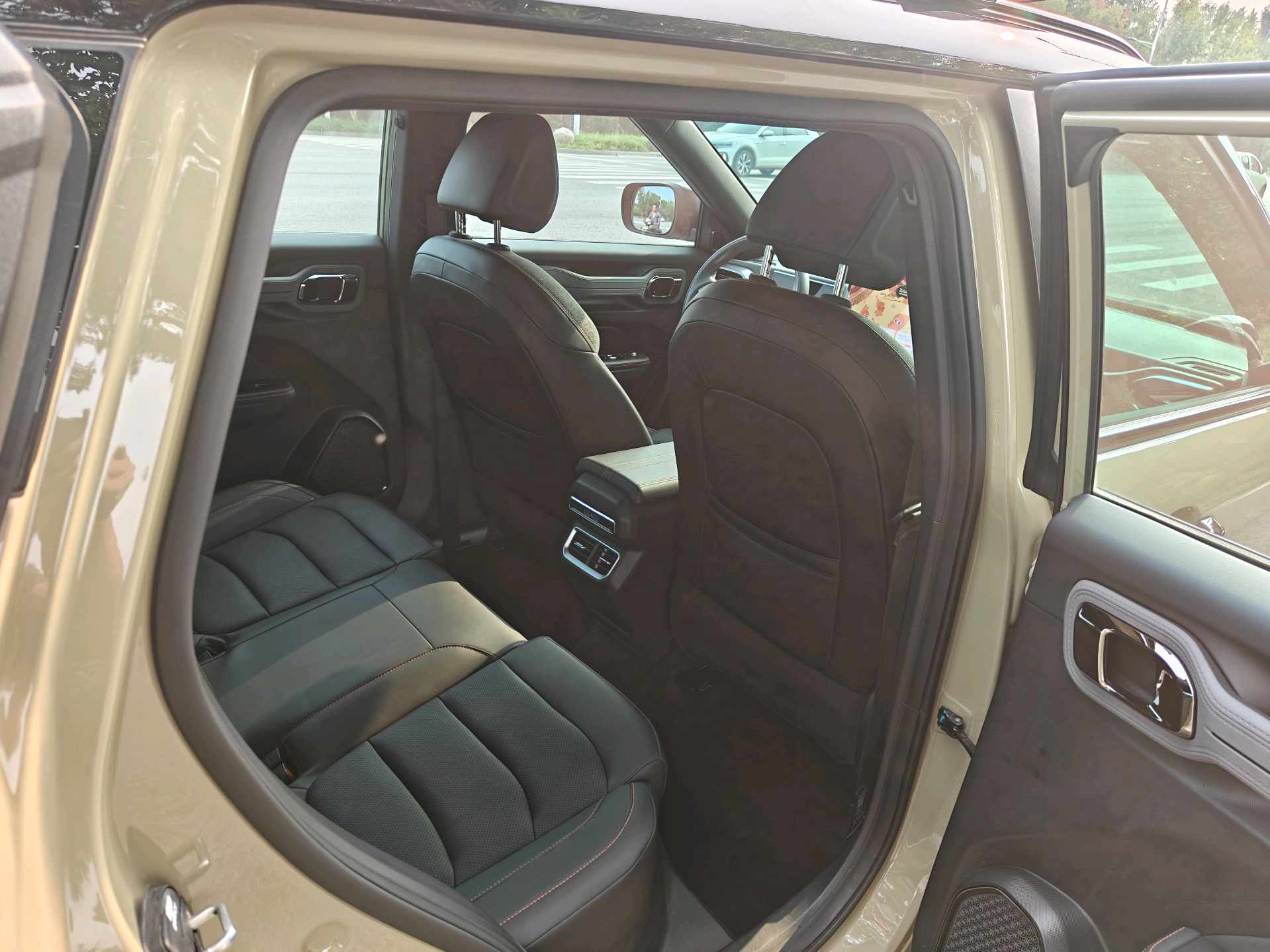 GEELY Cowboy 2025 #8 GEELY Cowboy 2025 car image #8