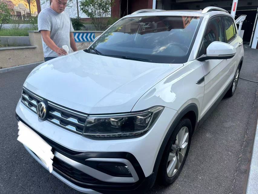 Volkswagen T-Cross 2020 car image 