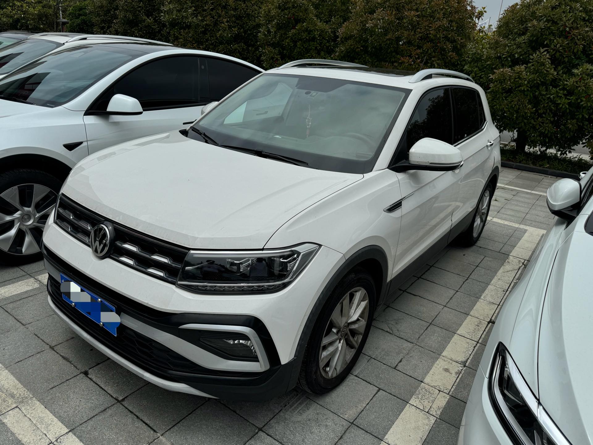 2020 2020 car image