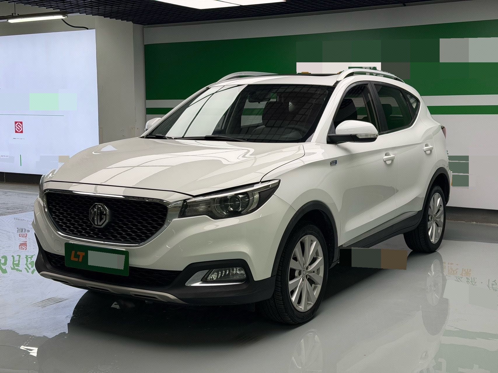 MG ZS 2017 MG ZS 2017 car image