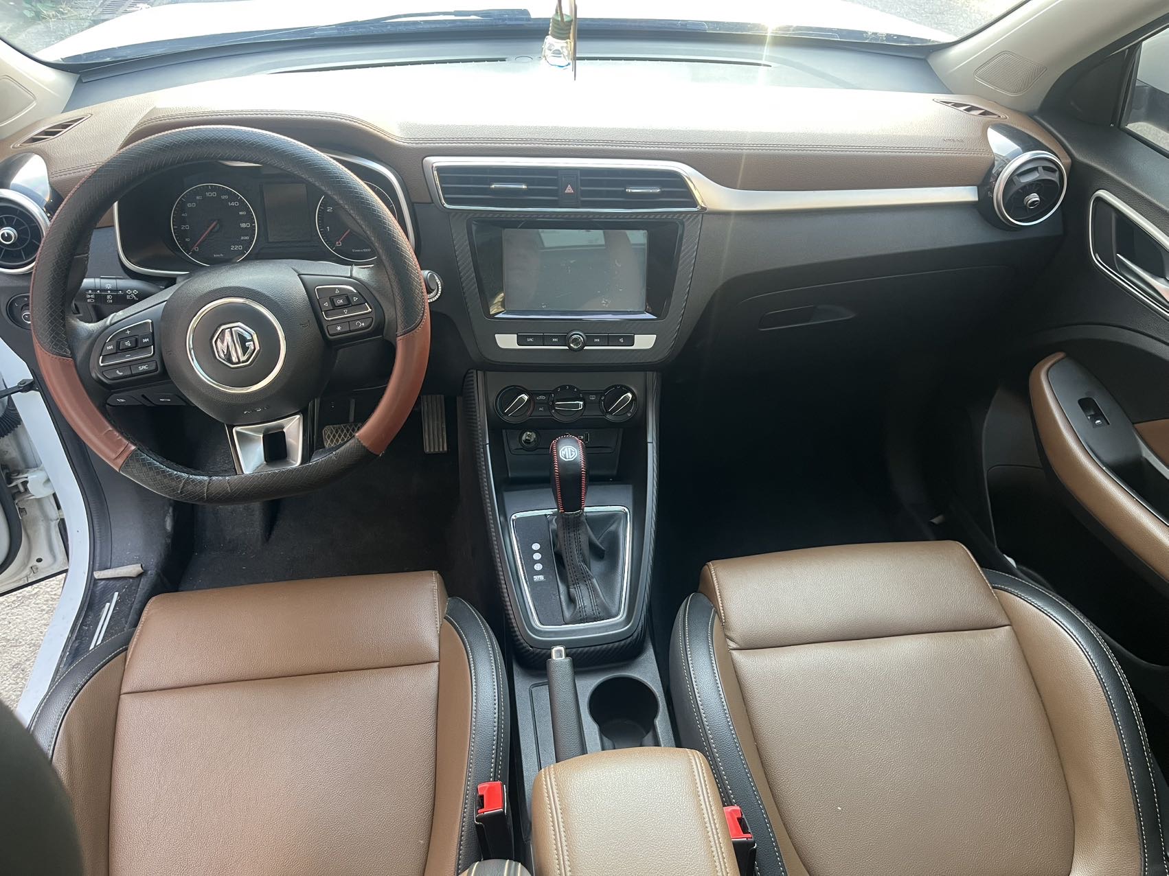 MG ZS 2017 #6 MG ZS 2017 car image #6