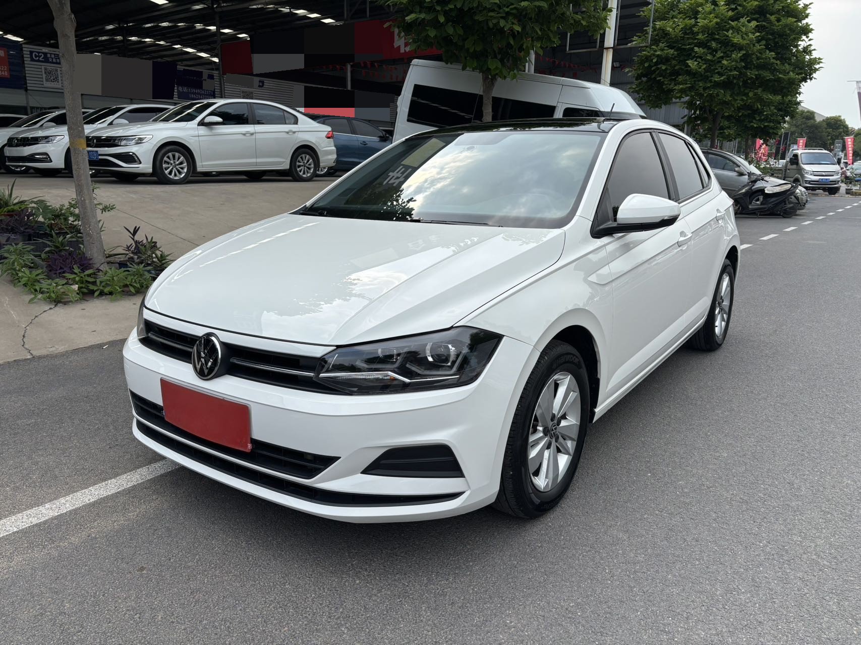 Volkswagen Polo 2023 immagine di auto 