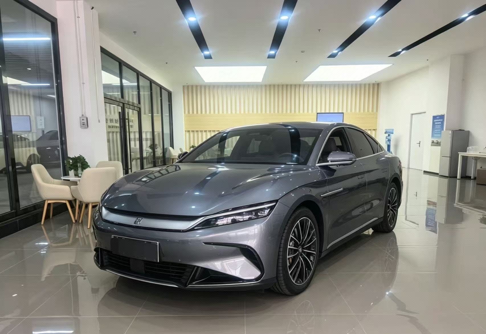 BYD Han 2024 car image 