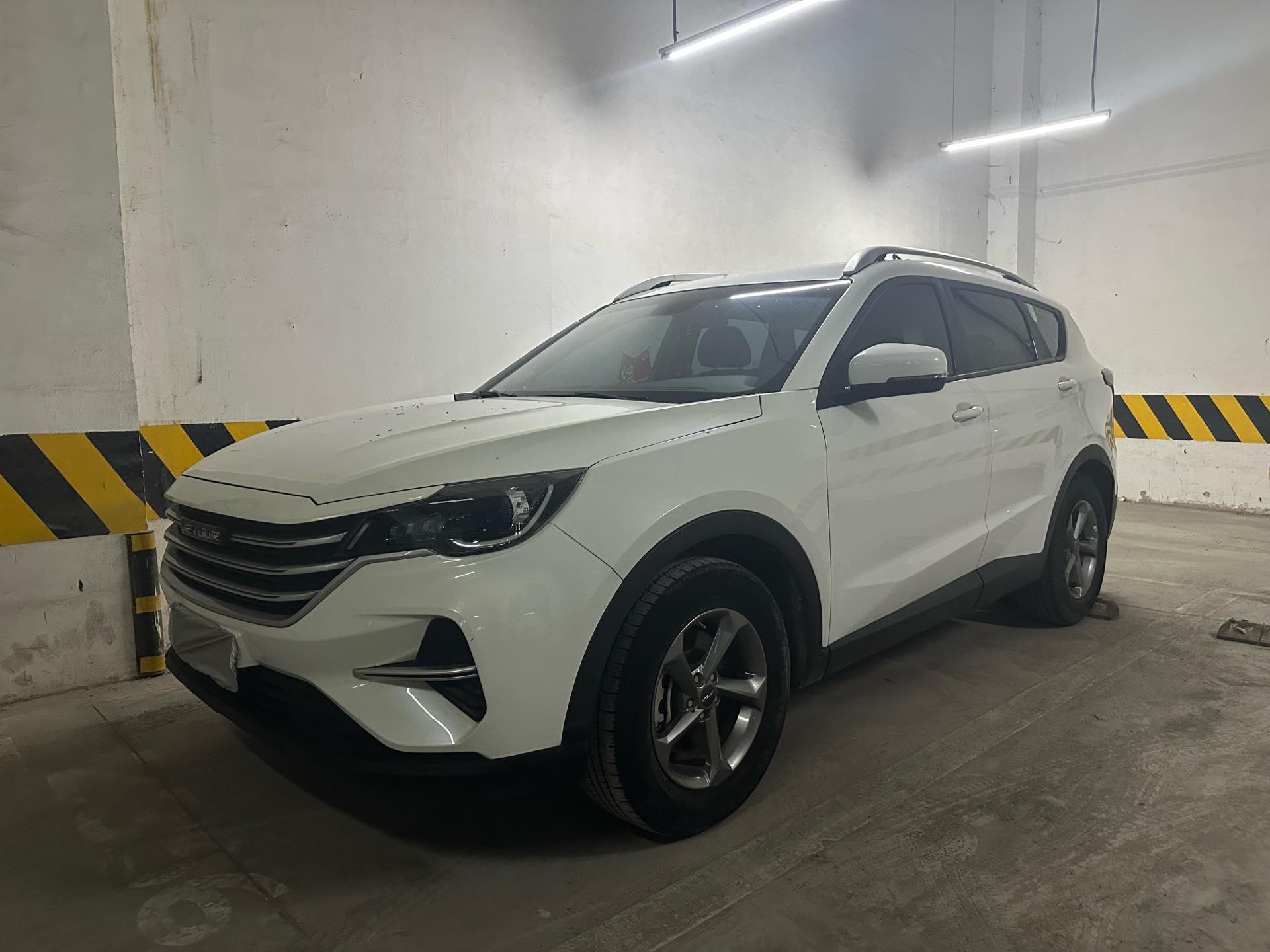 Jetour X70M 2020 Jetour X70M 2020 car image