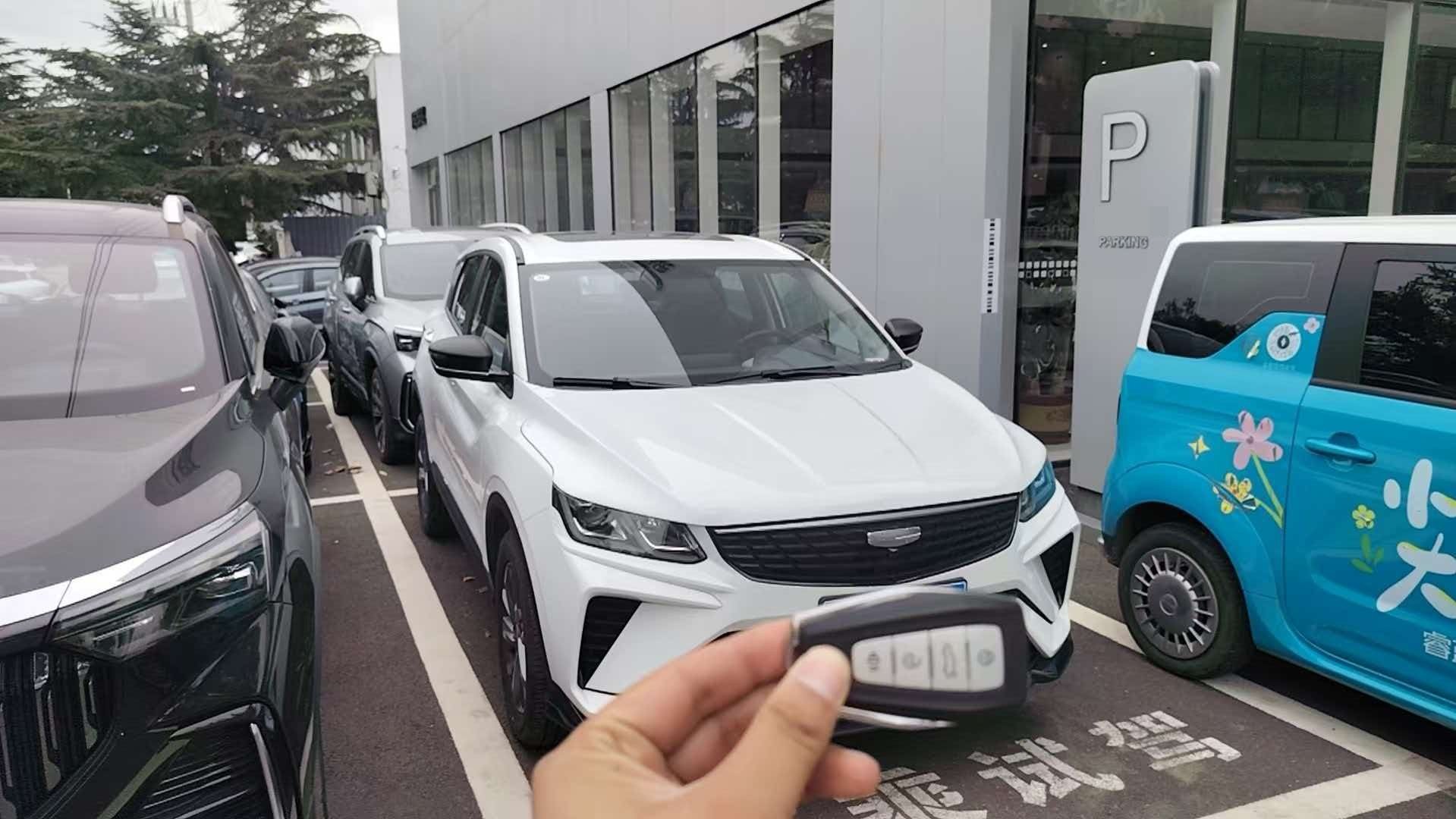 GEELY Coolray 2025 #6 GEELY Coolray 2025 imagen de coche #6