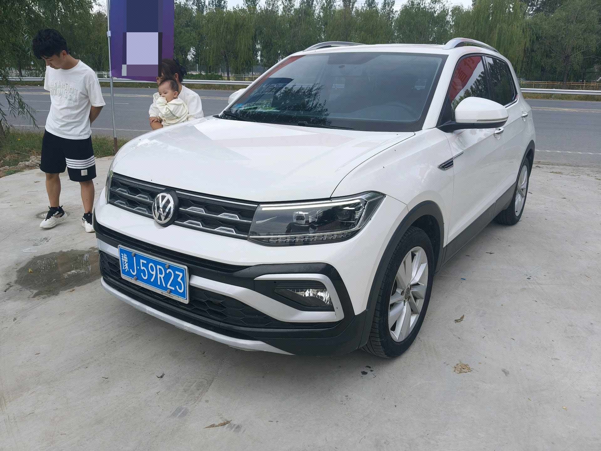 Volkswagen T-Cross 2020 Volkswagen T-Cross 2020 car image