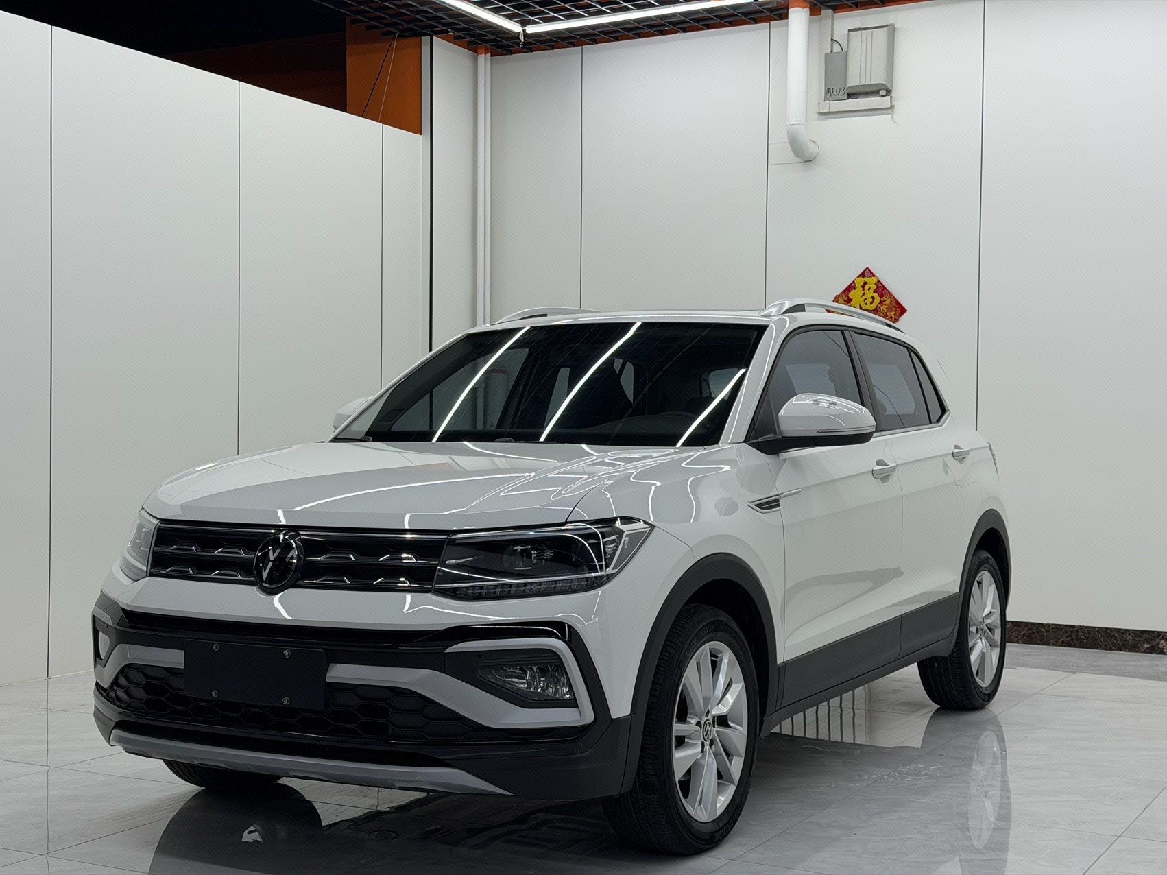 Volkswagen T-Cross 2021 Volkswagen T-Cross 2021 car image