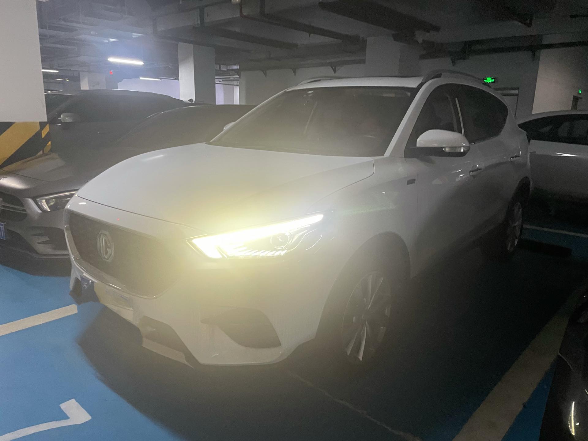 MG ZS 2019 MG ZS 2019 car image