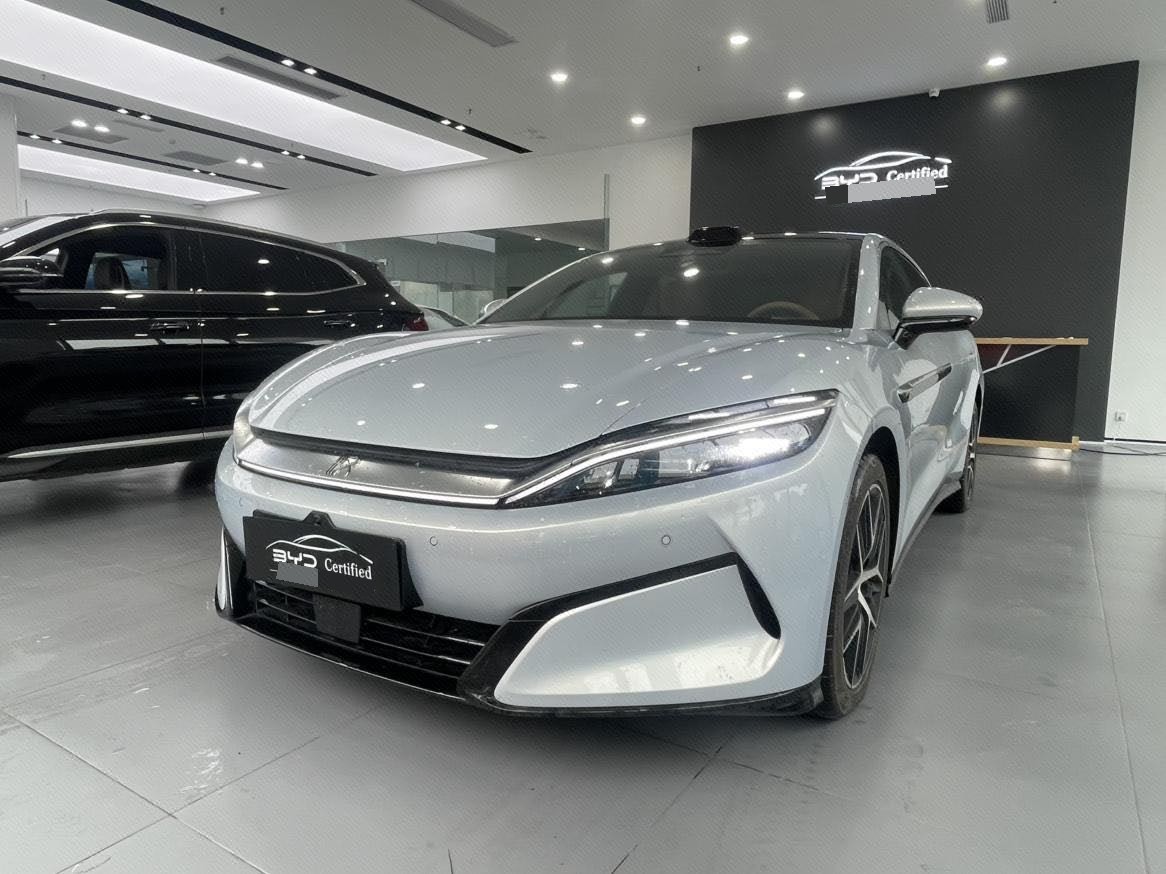 BYD HanL 2025 car image 